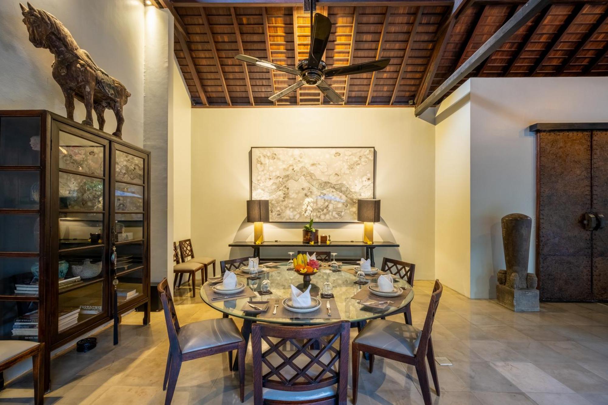 Villa De Suma - Fully Staffed Luxury Villa, Walk To The Beach! Seminyak Extérieur photo