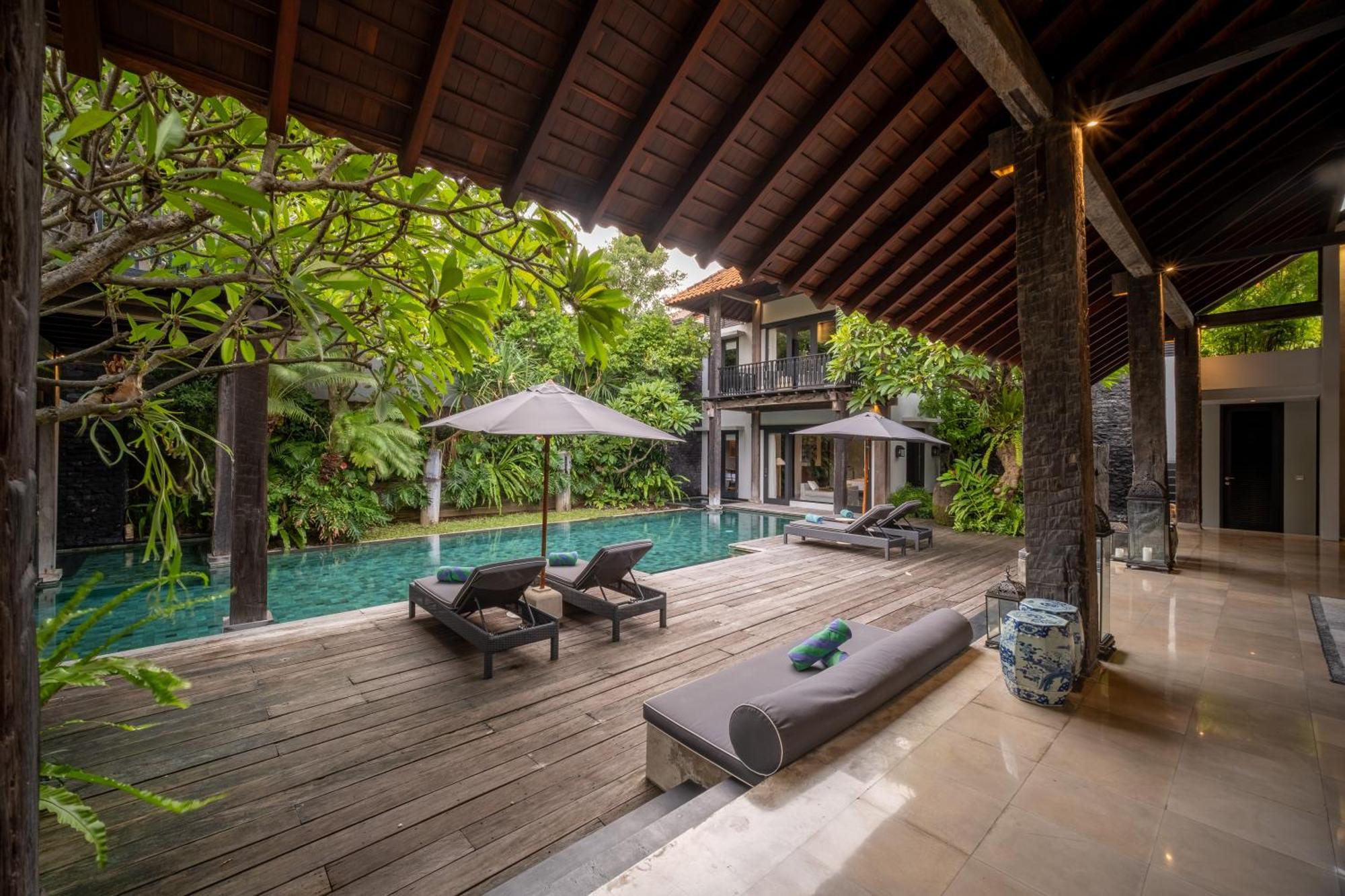 Villa De Suma - Fully Staffed Luxury Villa, Walk To The Beach! Seminyak Extérieur photo