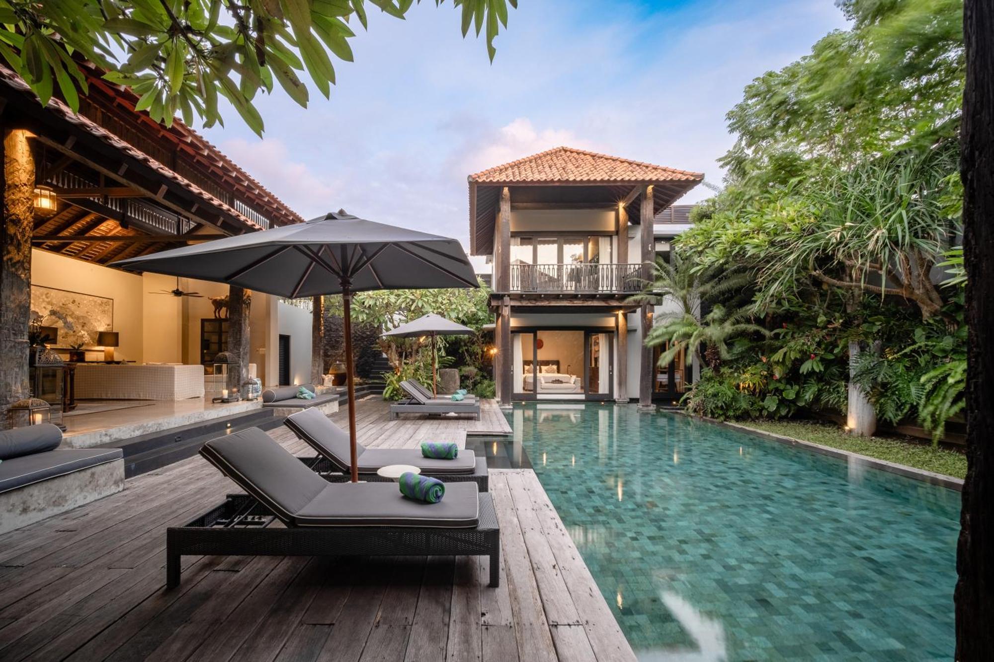 Villa De Suma - Fully Staffed Luxury Villa, Walk To The Beach! Seminyak Extérieur photo