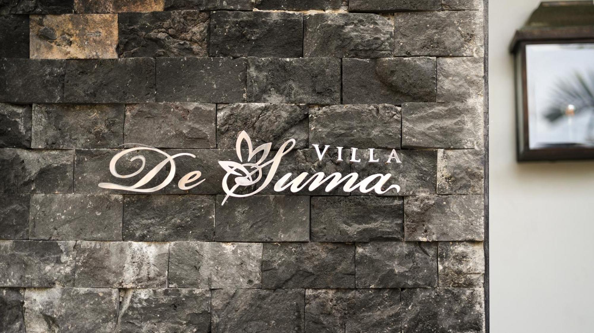 Villa De Suma - Fully Staffed Luxury Villa, Walk To The Beach! Seminyak Extérieur photo